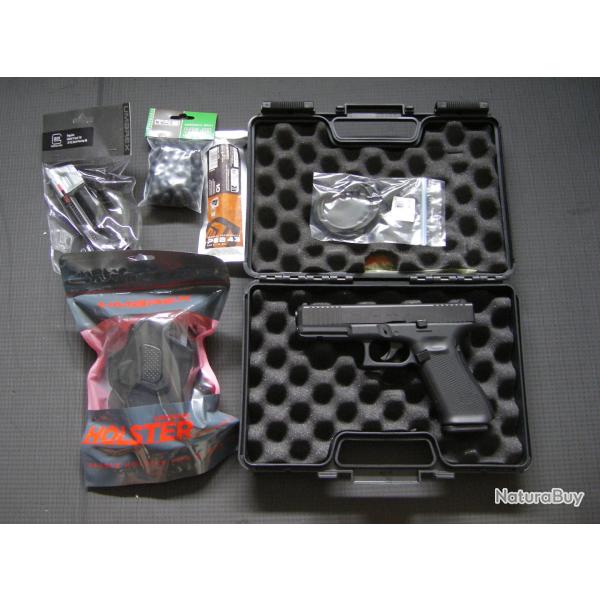Glock 17 Gen5 T4E Umarex noir avec diffrents accessoires
