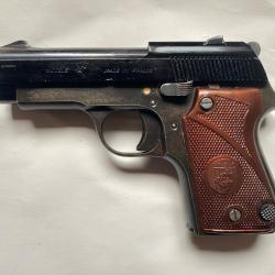 Pistolet Unique modèle L 22lr