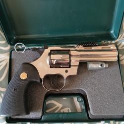 Revolver 9mm &agrave; blanc copie du python 357 avec &eacute;tui et cartouches 9mm &agrave; blanc