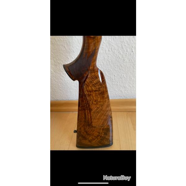Rare blaser R93 super Exklusiv grade 10 , botier avec gravures en fond creux ... magnifique