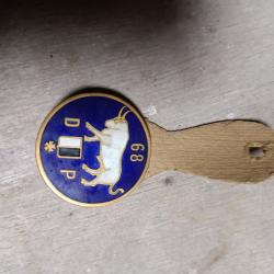 Insigne infanterie , 68 Rgt. Régional / Défense Passive