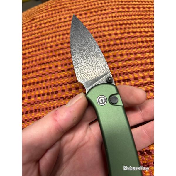 Civivi Qubit C22030E-DS1 Damascus Green Aluminium, couteau de poche