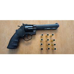 Revolver HFC HG-132B
