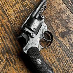 Révolver réglementaire 1873 cal 11mm daté1884