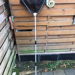 Épuisette télescopique en aluminium