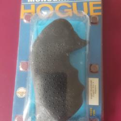 Poignée hogue en bon état pour ruger super blackhawk, hunter et vaquero (pontet rond)
