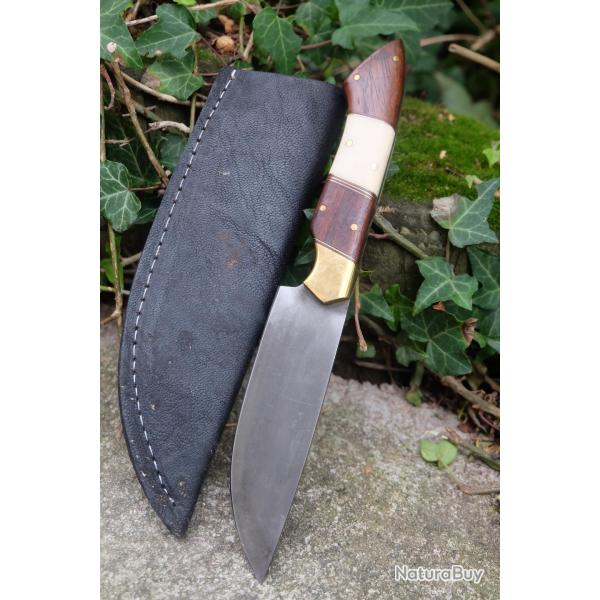 Bushcraft Couteau de Chasse Survie Lame Carbone 1055 Manche Bois/Os Etui Cuir Fabric Artisanale 01
