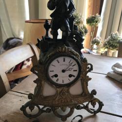 VEND HORLOGE C.DETOUCHE