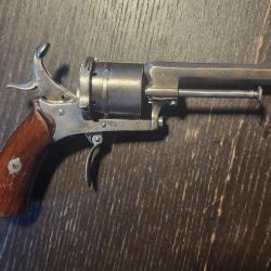 Revolver à broche 7mm ELG Liégeois en bonne état