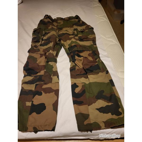 Pantalon felin hiver camo ce 77/84 m exellent etat