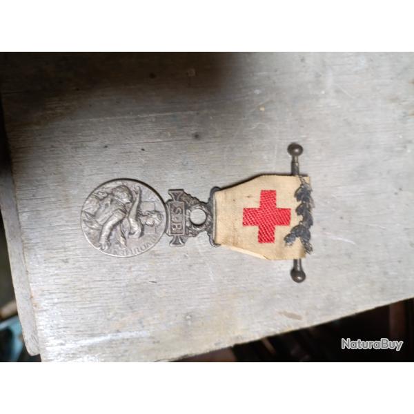 MEDAILLE SOCIETE DE SECOURS AUX BLESSES MILITAIRES croix rouge