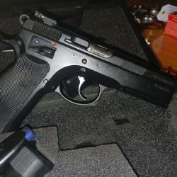 PISTOLET CZ 75 SP 01 SHADOW    CALIBRE 9X19