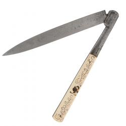 Vendetta 28 cm ancienne en Os