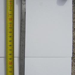 Pommeau d'une ancienne canne épée à l'équerre ..