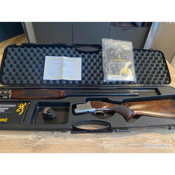 Browning B525 game one 12/76, bois magnifique, peu commun, etat quasi neuf, sans rayures.