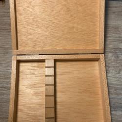 Boite à couteau opinel, coffret en bois 6 places
