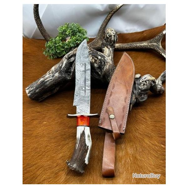 Bowie de chez RITE EDGE lame ACIER DAMAS 256couches Manche en BOIS DE CERF ND599