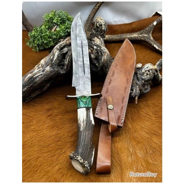 Bowie de chez RITE EDGE Unique lame ACIER DAMAS 256couches Manche en BOIS DE CERF ND598
