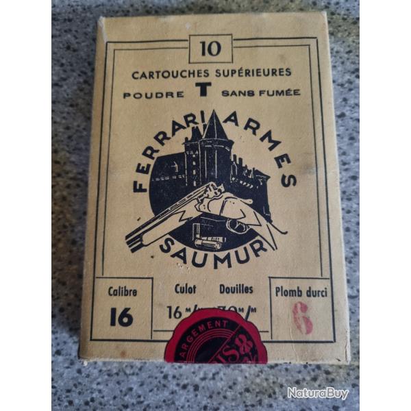 Botes de cartouches de collection.