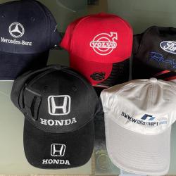5 CASQUETTES