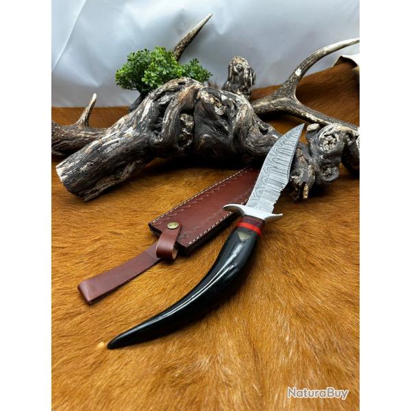 Couteau Bowie RITE EDGE lame acier damas 256couches: manche en corne de bélier ref NB165