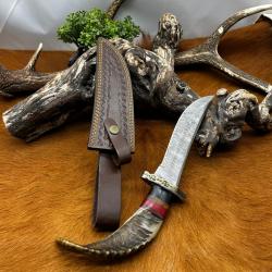 Couteau Bowie RITE EDGE lame acier damas 256couches: manche en corne de bélier ref NB162