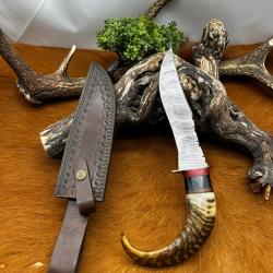 Couteau Bowie RITE EDGE lame acier damas 256couches: manche en corne de bélier ref B161