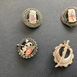 Insignes militaires