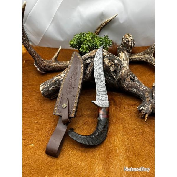 Couteau Bowie RITE EDGE lame acier damas 256couches: manche en corne de bélier ref NB158