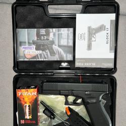 Glock 17 Gen 5 à Blanc 9mm PAK + Malette + Accessoires +40 balles à blanc ( NEUF)