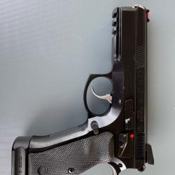 Pistolet CZ 75 SP-01 SHADOW avec holster + mallette + ses 3 chargeurs
