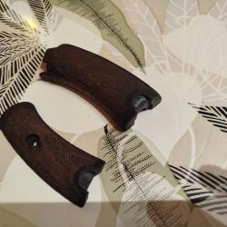 Authentiques plaquettes pour revolver 1892 français