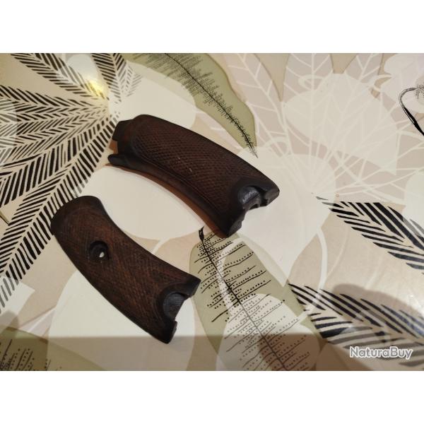 Authentiques plaquettes pour revolver 1892 français