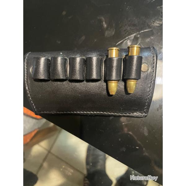 Porte cartouches de ceinture
