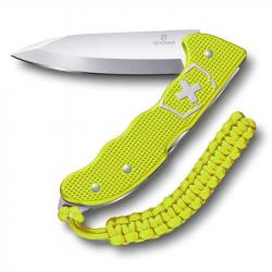 Victorinox Hunter Pro Alox Édition Limitée 2023 - Couteau de Poche Jaune Électrique