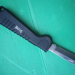 COUTEAU  PLIANT  : WILKINSON  SWORD  .  LAME  ROSTFREI  SOLINGEN  .  AUCUN JEU  .