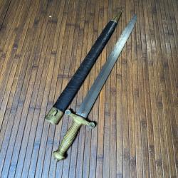 BEAU GLAIVE 1855 ALLÉGÉ DANS SON FOURREAU