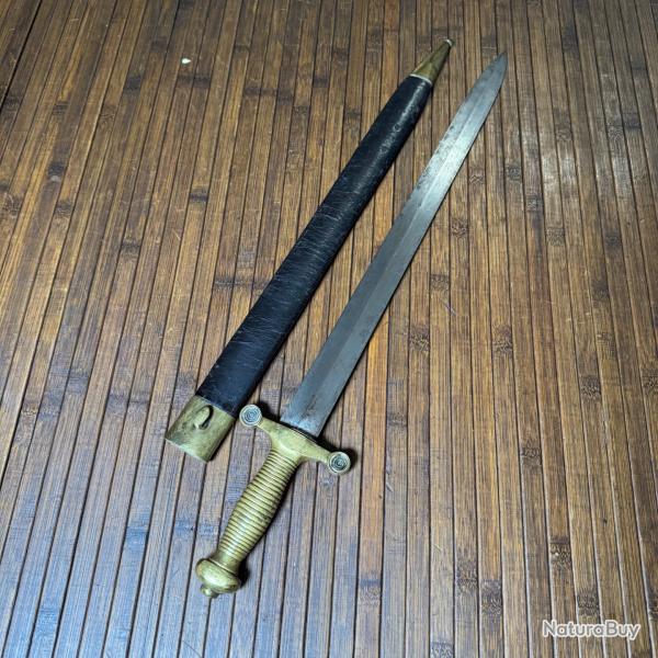 BEAU GLAIVE 1855 ALLÉGÉ DANS SON FOURREAU