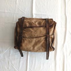 Equipement - FR266240a  Sac inférieur modèle 1935