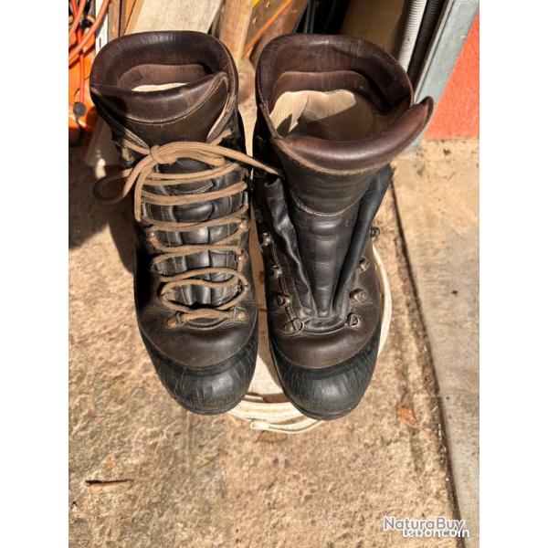 Chaussures Scarpa tout cuir 43