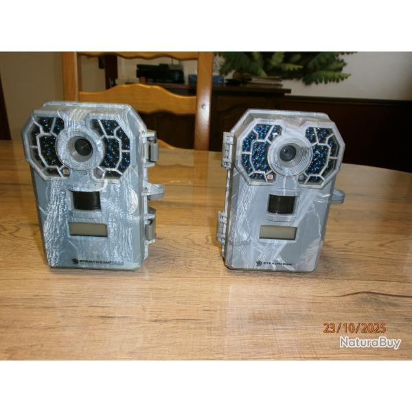 Lot de deux camras de surveillance stealth cam STC-G42NG