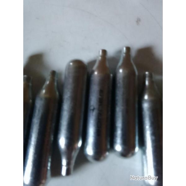 33 sparclretttes 12 grammes Co2    PRODUIT DEFENSE EN PROMOTION