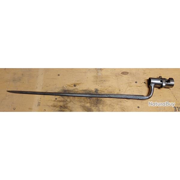 Baïonnette à douille type modèle 1822 en très bel état sans fourreau