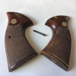 VENDU PAR LE-CUIRASSIER PAIRE DE PLAQUETTES POUR REVOLVER ASTRA 38