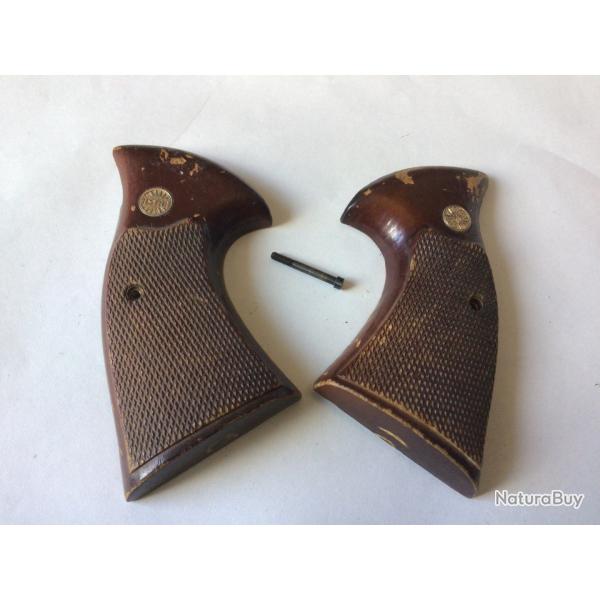 VENDU PAR LE-CUIRASSIER PAIRE DE PLAQUETTES POUR REVOLVER ASTRA 38