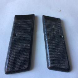 VENDU PAR LE-CUIRASSIER PAIRE DE PLAQUETTES POUR PISTOLET BROWNING FN 10/22