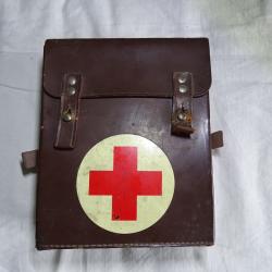 Trousse médicale armée suisse