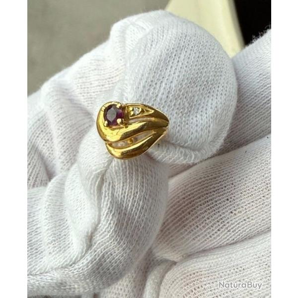 Boucles d'oreilles anciennes or massif 18 carats - rubis