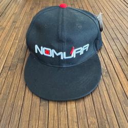 À SAISIR LOT 4 CASQUETTES NEUVES NOMURA