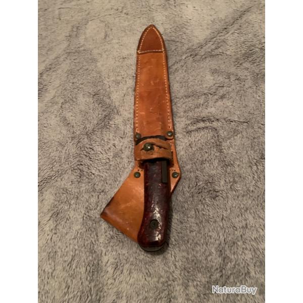 véritable baïonnette  VZ58 avec son fourreau d'époque